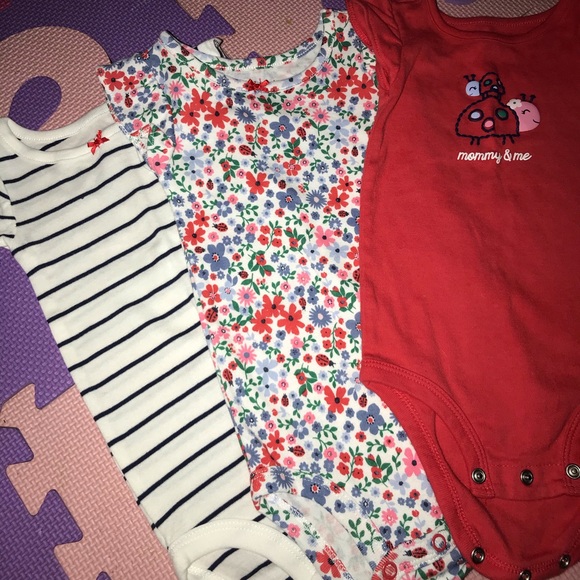 3 set of colorful onesies - Picture 4 of 4